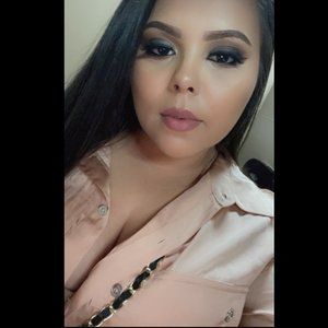 Meet your Posher, Araceli